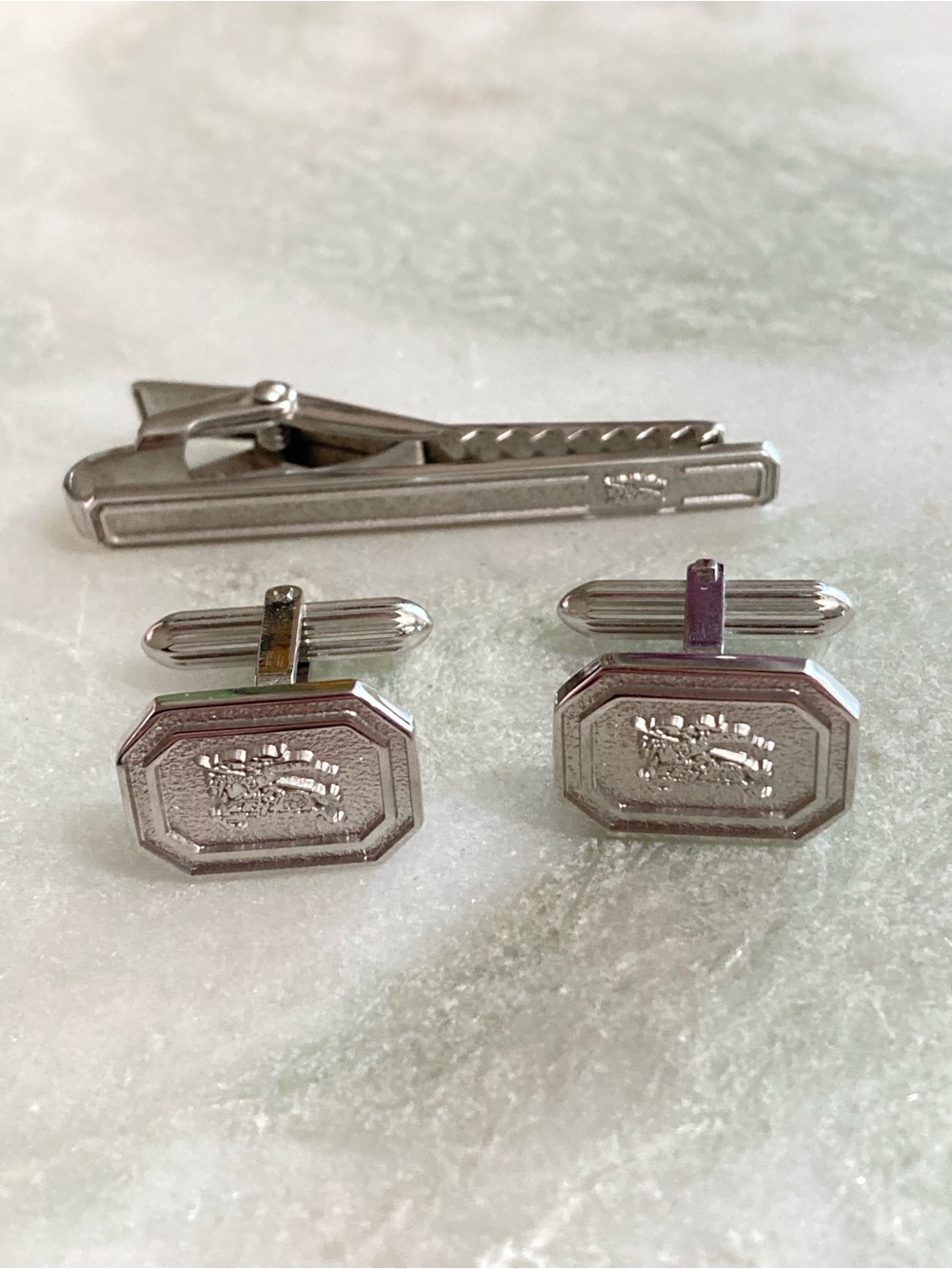 Vintage Burberry Cuff Links + Tie Clip Set - Picture 6 of 7
